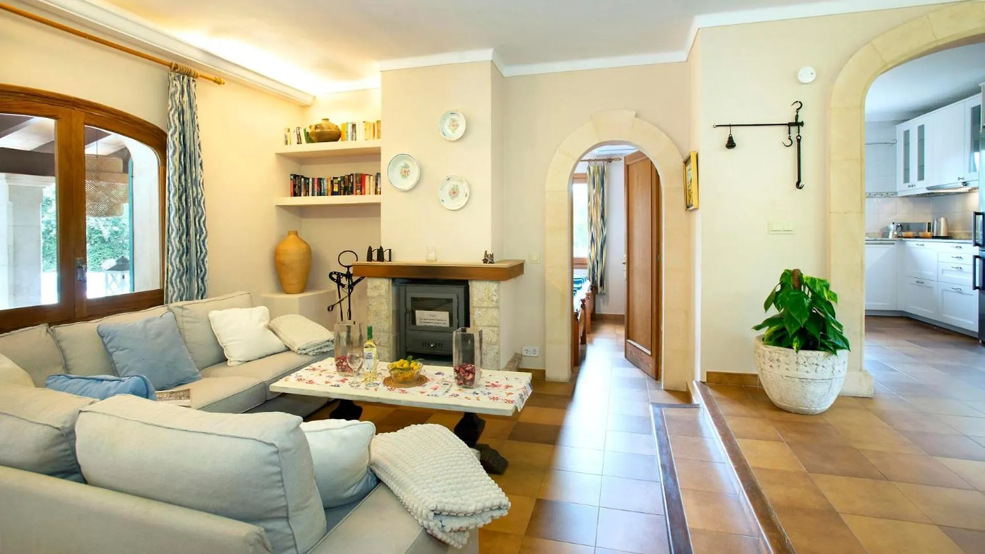 Villa Alzines By Vintage Travel Pollenca