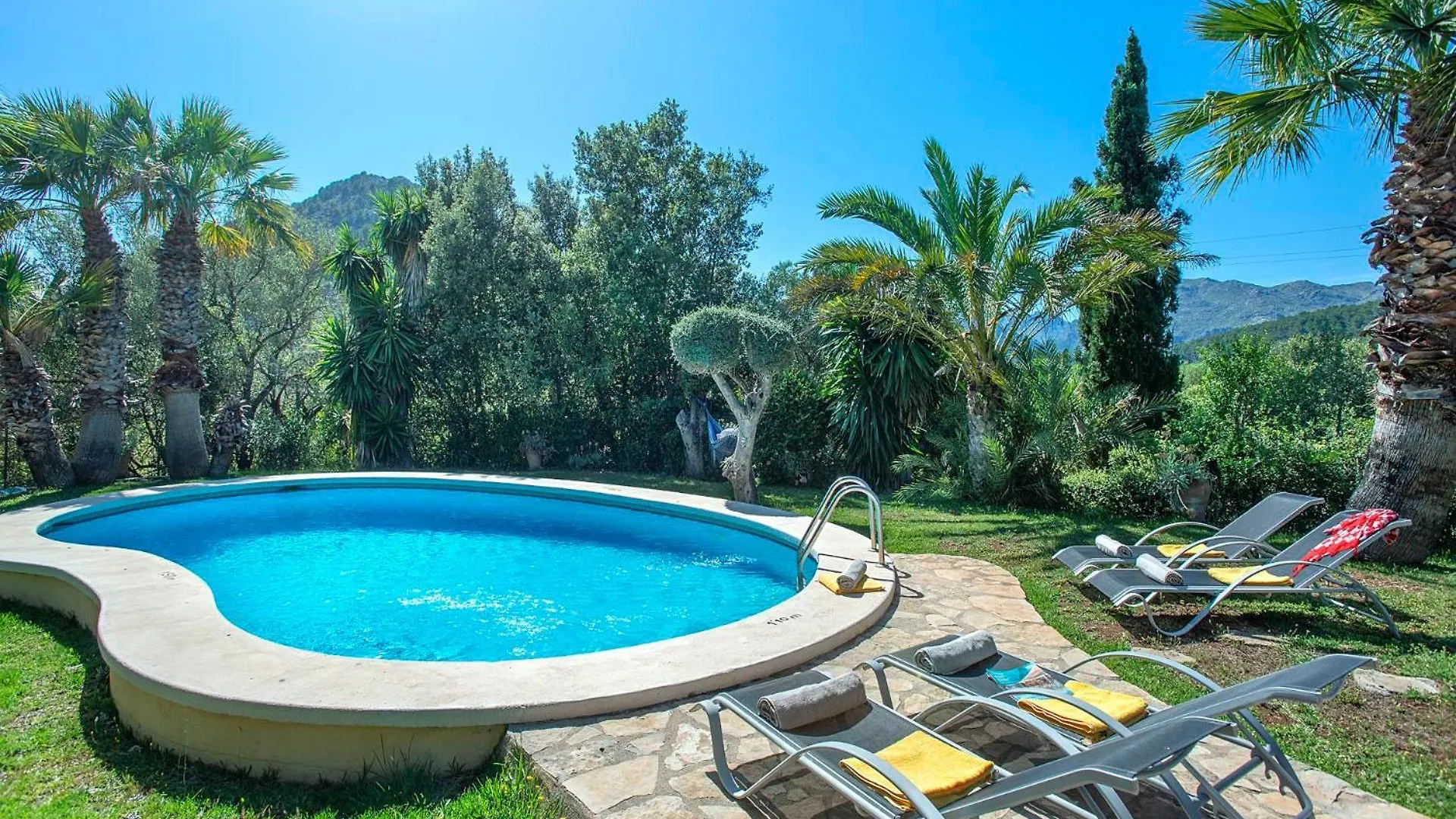 Villa Alzines By Vintage Travel Pollenca Spain