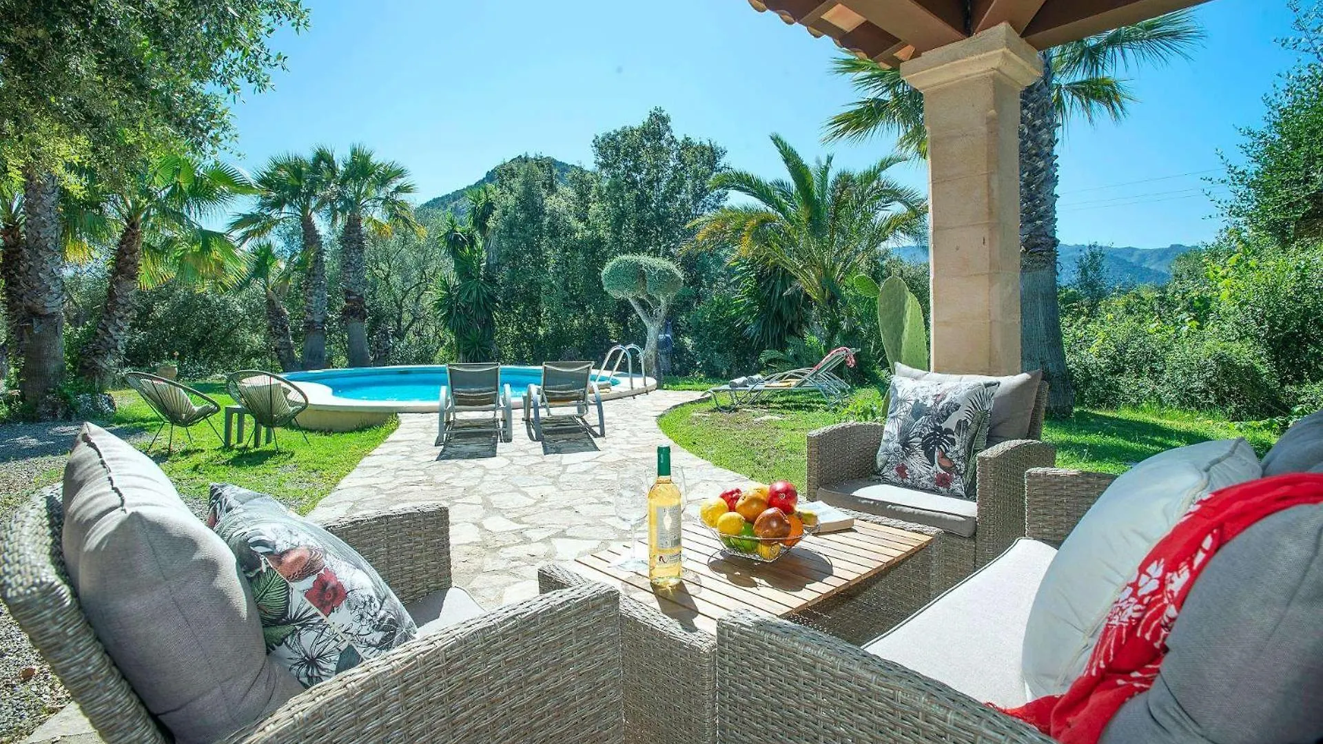 Villa Alzines By Vintage Travel contacts